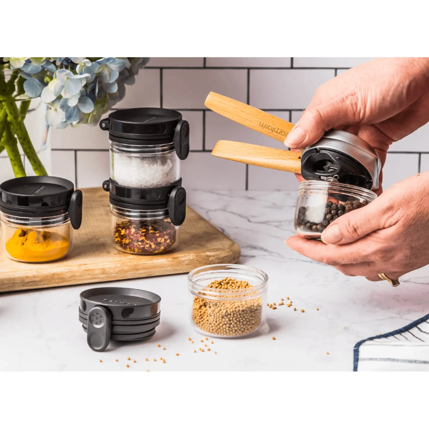 Dreamfarm Orlid Stackable Glass Jar with Double Lid - Black