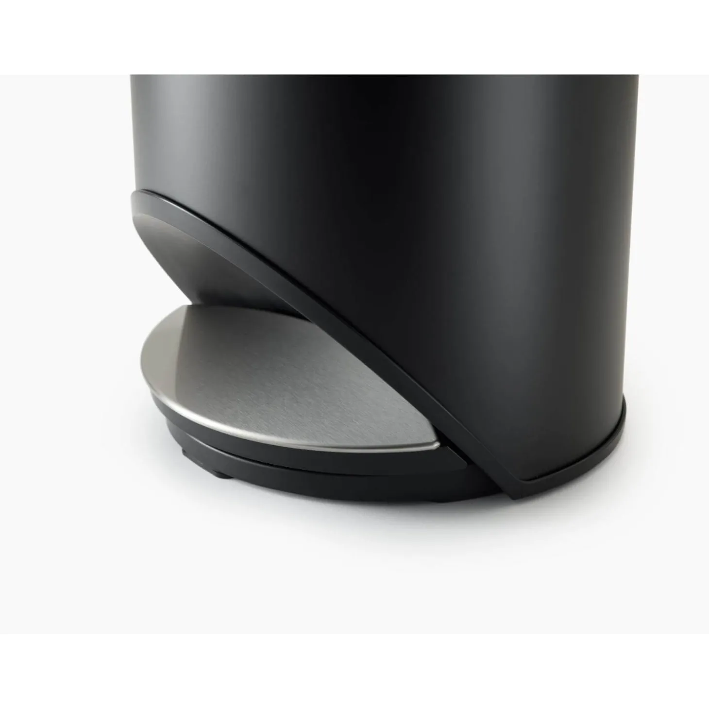 Joseph Joseph Arc 30 Litre Easy-Push Pedal Bin - Carbon Black