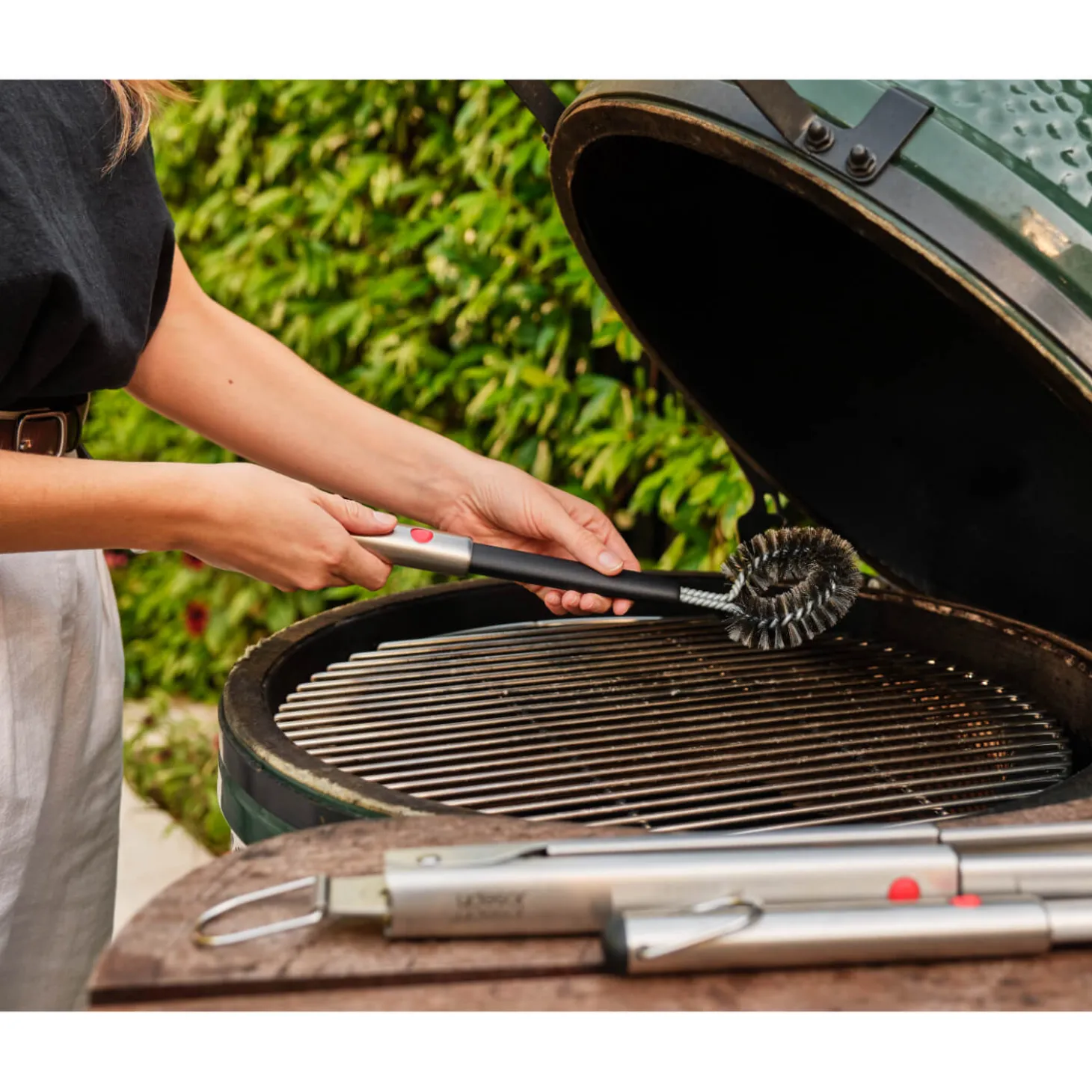 Joseph Joseph GrillOut™ BBQ Retractable Cleaning Brush