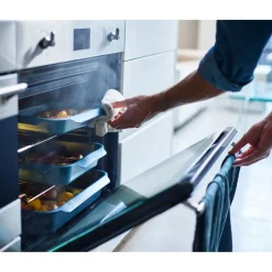 Joseph Joseph  Nest™ Oven Non-Stick Small Roasting Tray - Blue