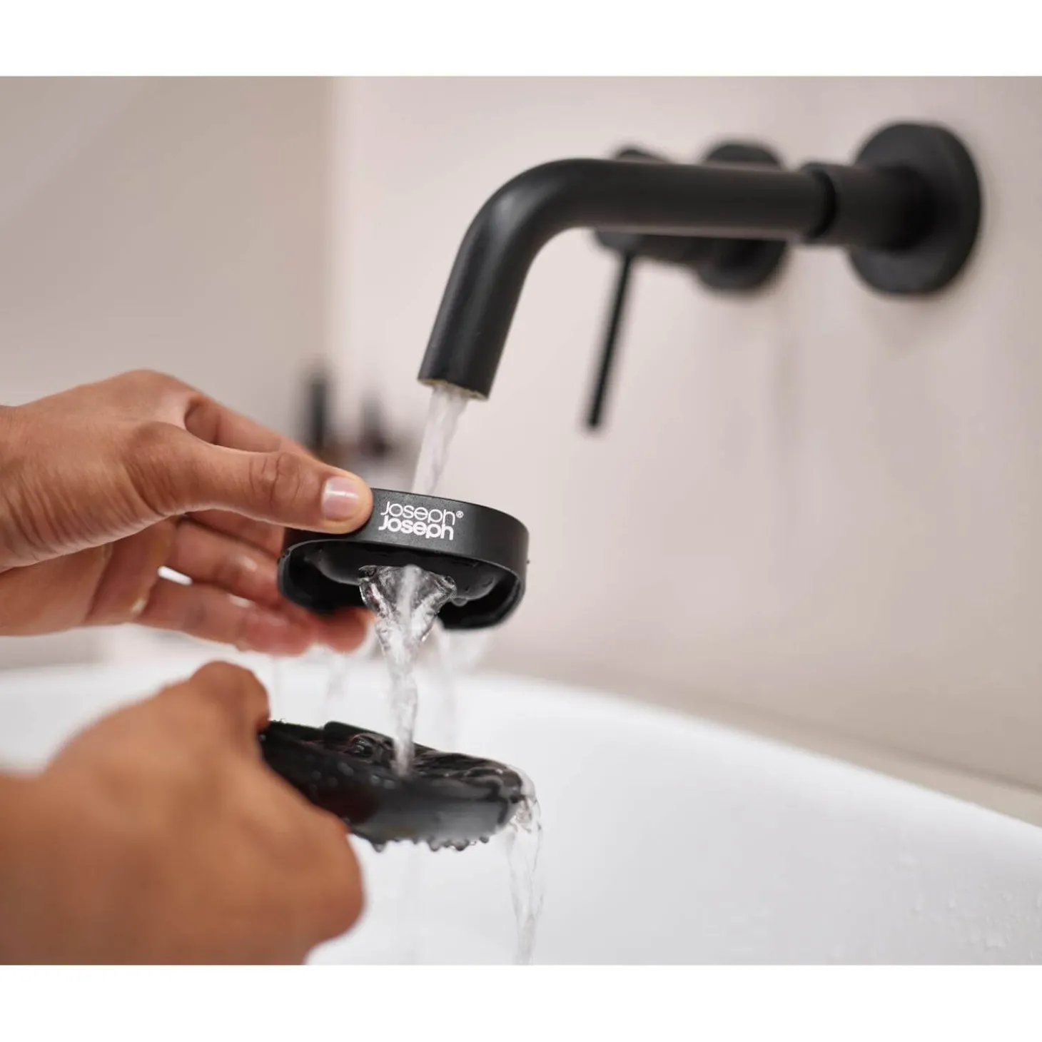 Joseph Joseph Slim Compact Soap Dish - Matt Black