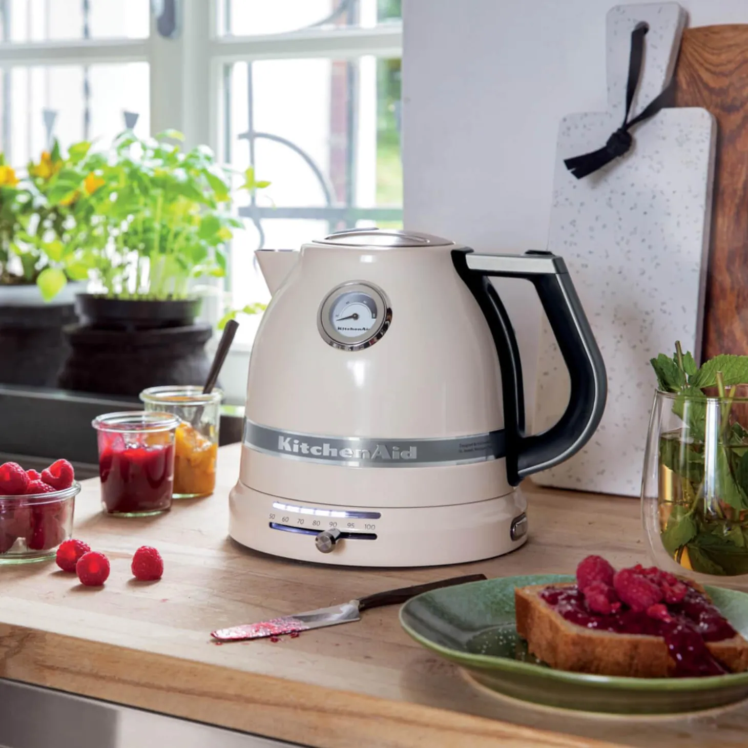 KitchenAid Artisan Kettle & 2 Slice Toaster Set - Almond Cream
