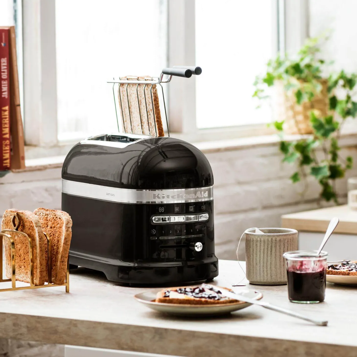 KitchenAid Artisan 5KMT2204BOB 2 Slice Toaster - Onyx Black