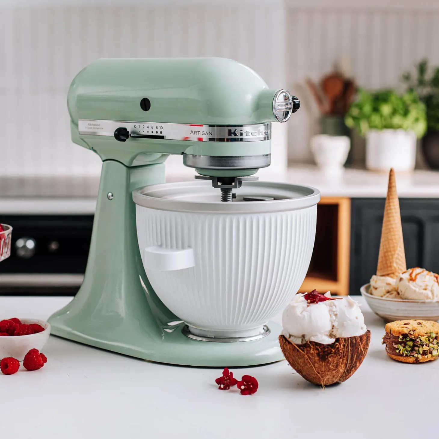 KitchenAid 125 Artisan Tilt-Head Stand Mixer - Pistachio