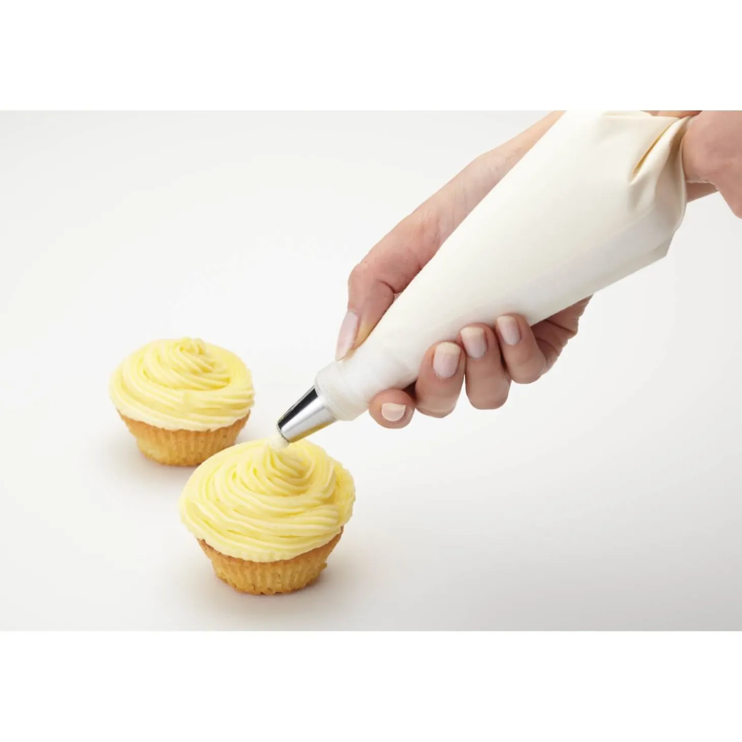 KitchenCraft 28-Piece Icing Nozzle Set