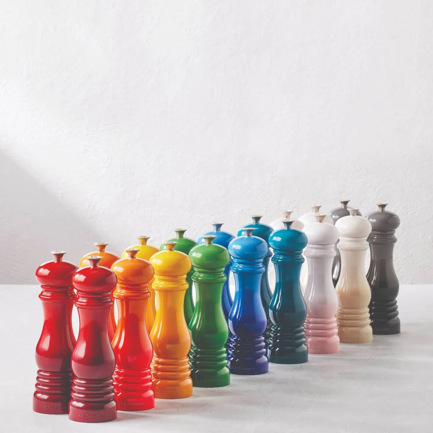 Le Creuset Classic Pepper Mill - Nectar