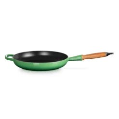 Le Creuset Signature Cast Iron 28cm Frying Pan - Bamboo Green