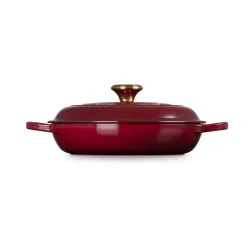 Le Creuset Signature Cast Iron 26cm Shallow Round Casserole - Garnet