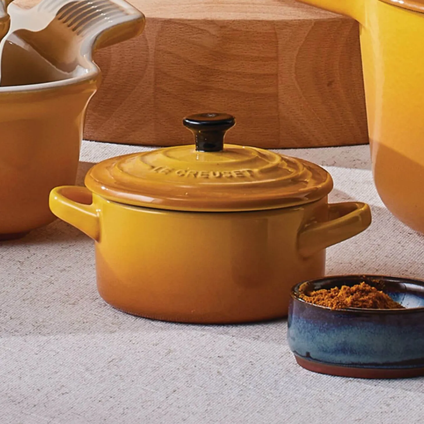 Le Creuset Stoneware Petite Round Casserole - Nectar