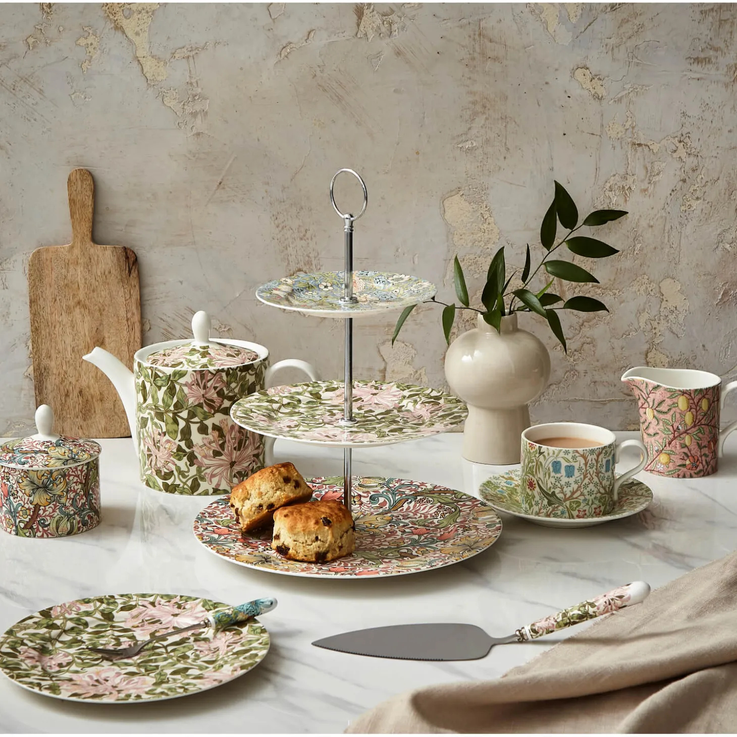 Morris & Co 3 Tier Porcelain Cake Stand