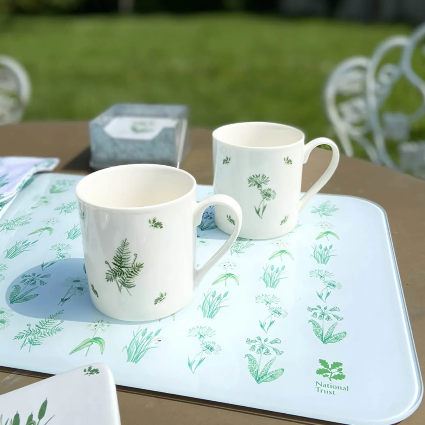 National Trust Medium Glass Worktop Protector - Dyrham Park - Flowers