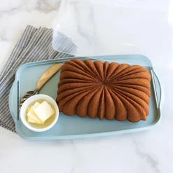 Nordic Ware Loaf Cake Keeper - Sea Glass
