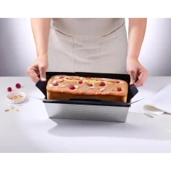 NoStik Reusable Multi-Size Loaf Tin Liner - Black