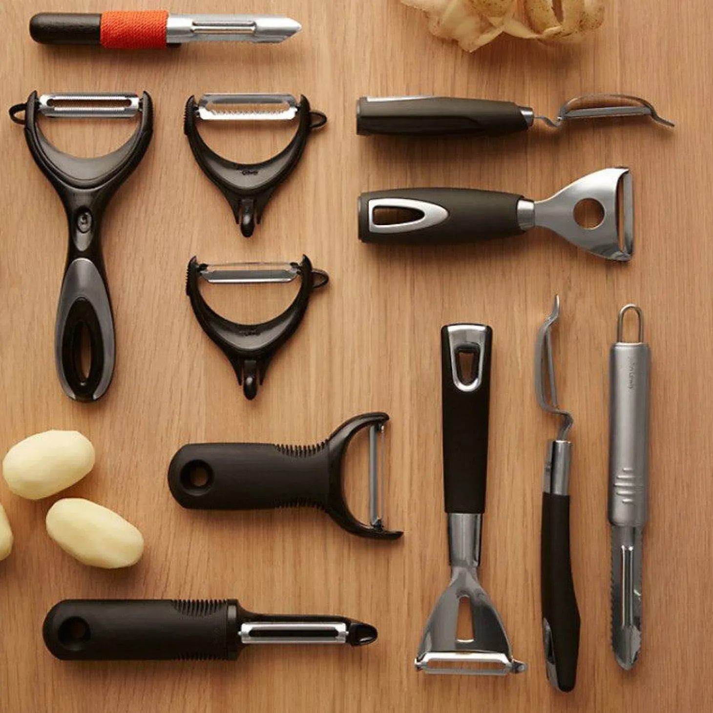 OXO Good Grips Y Peeler - Black