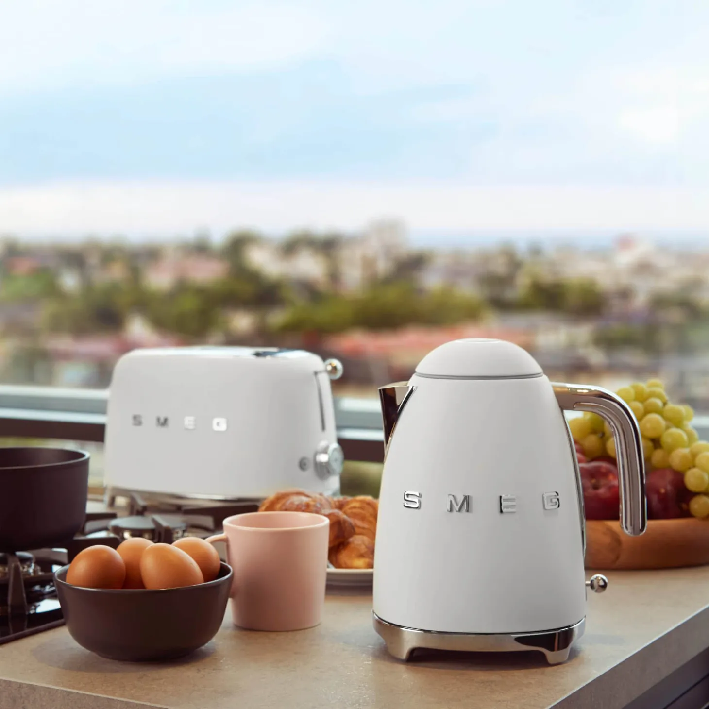 Smeg Jug Kettle & 2 Slice Toaster Set - Matte White
