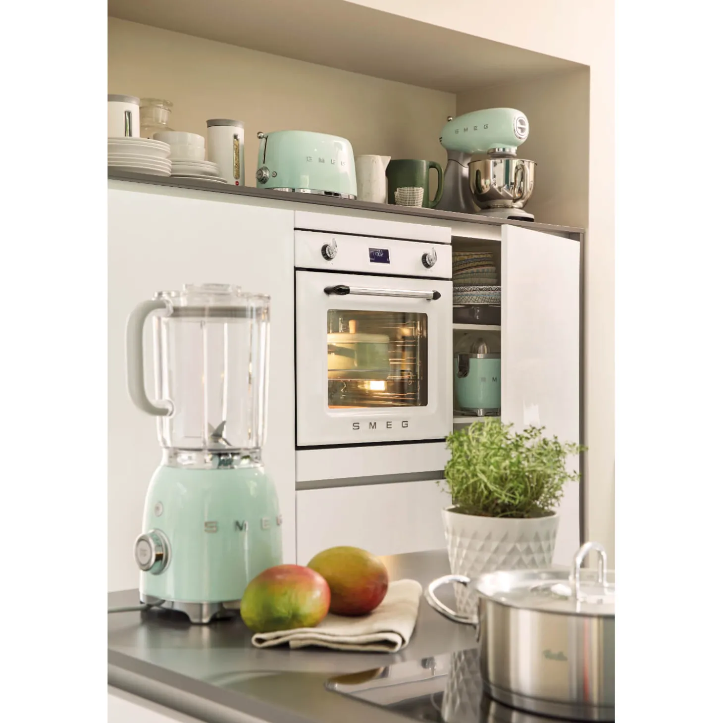 Smeg Mini Kettle & 2 Slice Toaster Set - Pastel Green