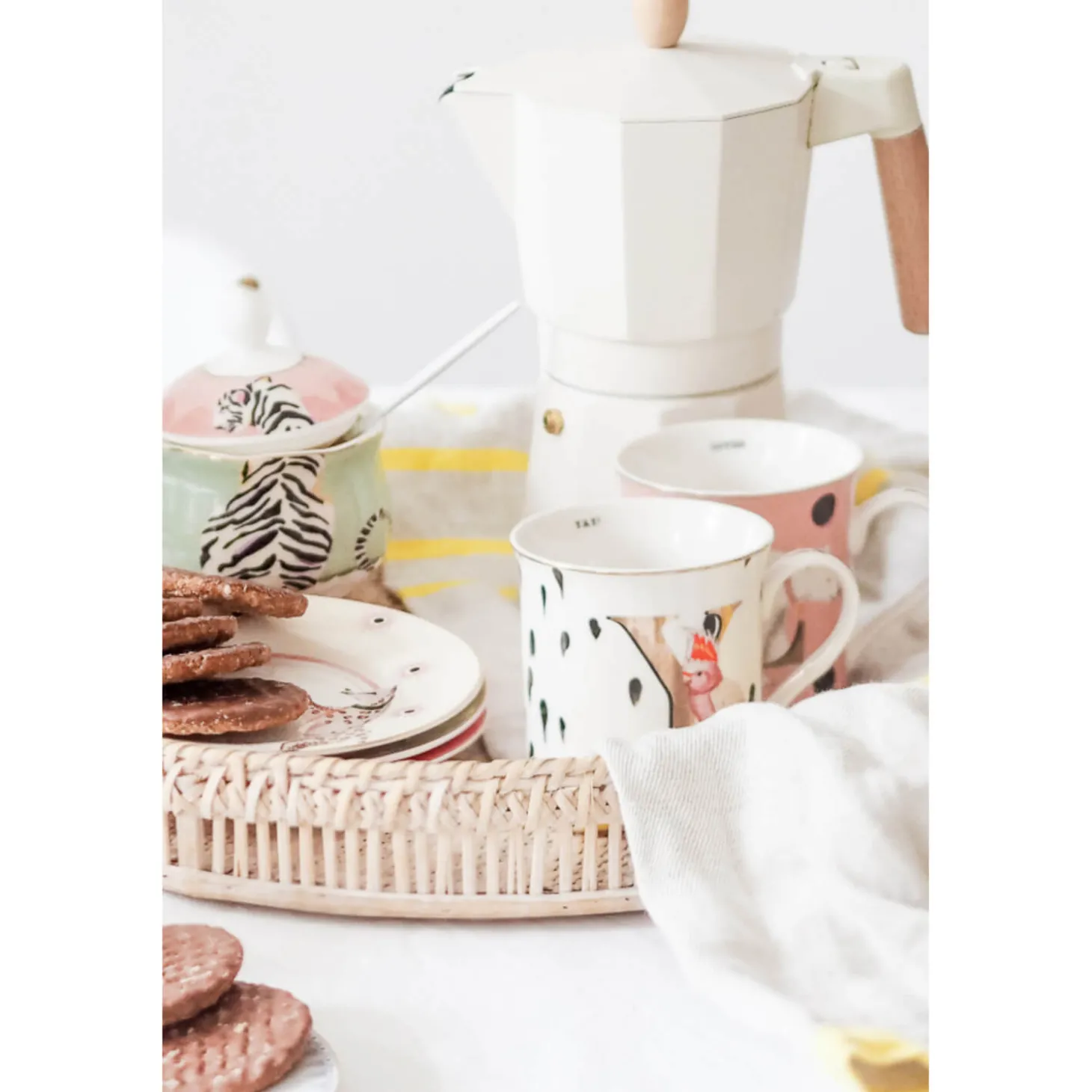 Yvonne Ellen Bone China 330ml Alphabet Mug - B