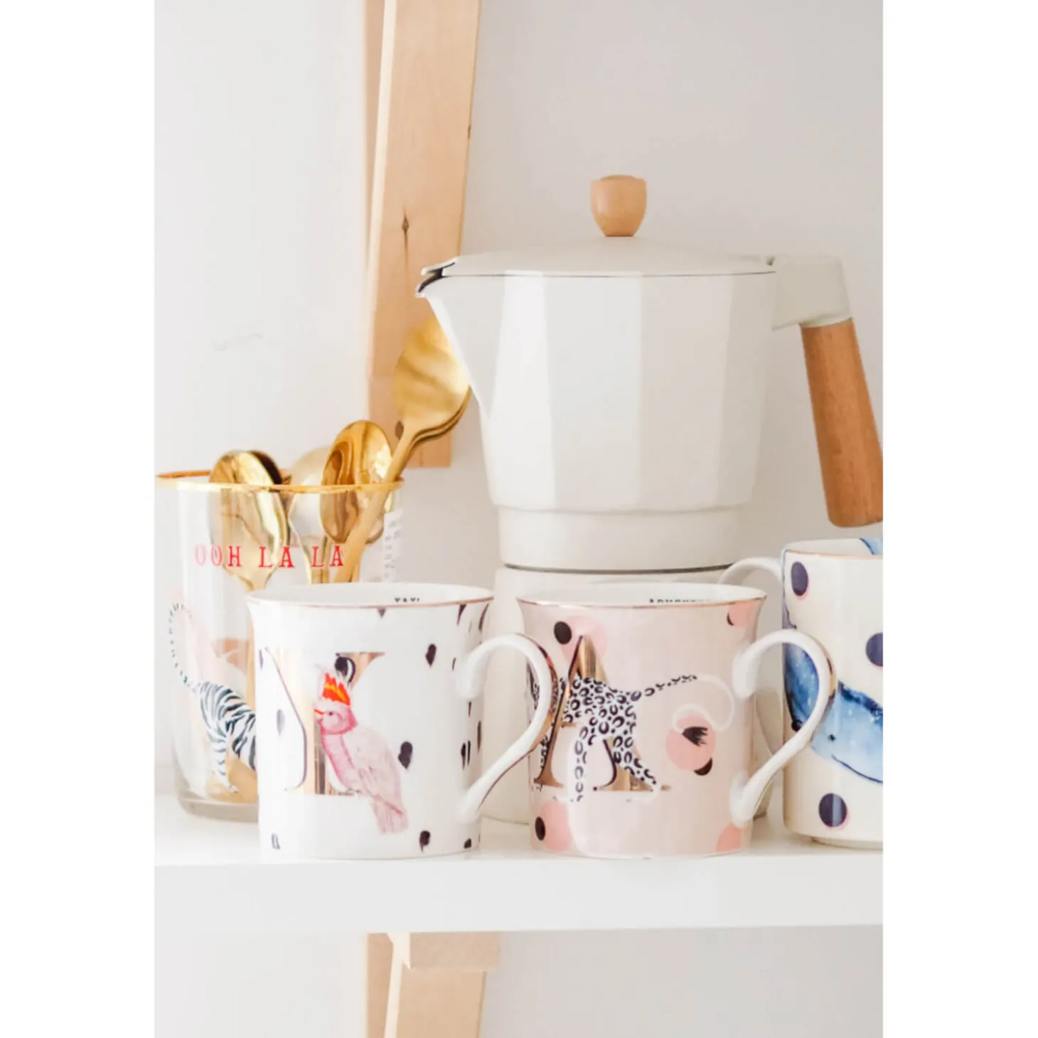 Yvonne Ellen Bone China 330ml Alphabet Mug - I