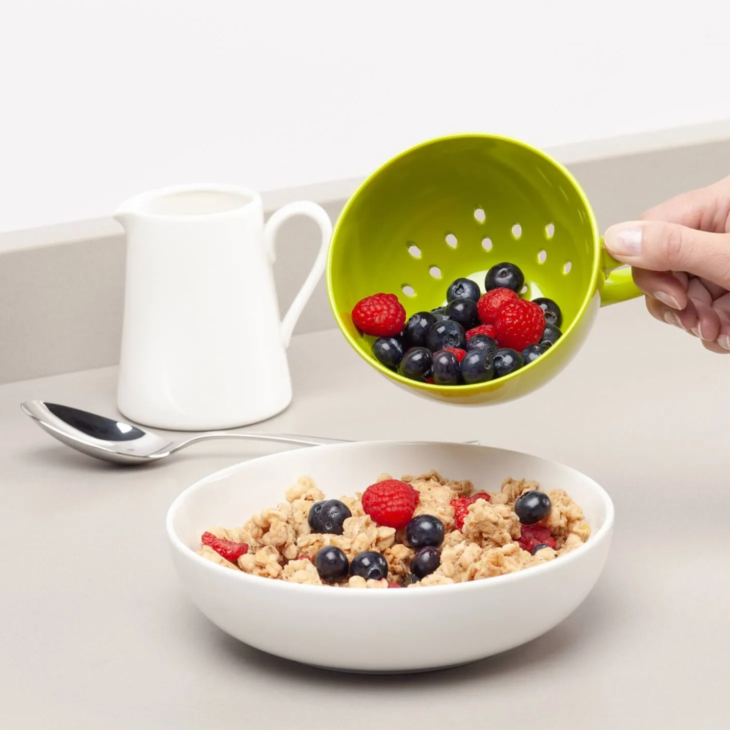 Zeal Berry 10cm Melamine Colander with Handle - Lime